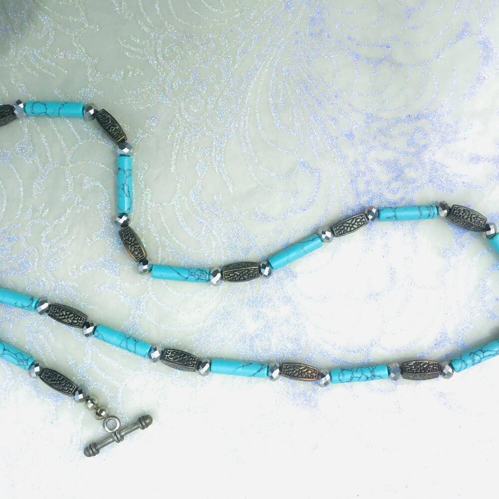 Turquoise Cylinder Bead Necklace Contemporary NWT